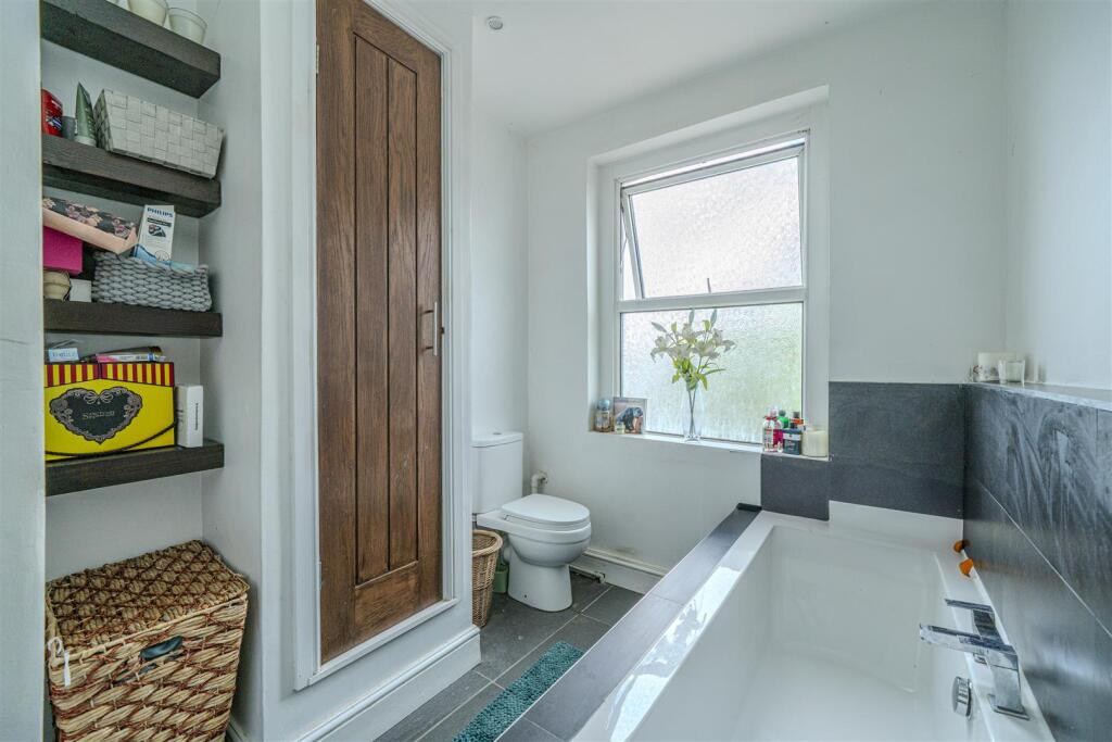 Additional image 14 of High Street, London Colney