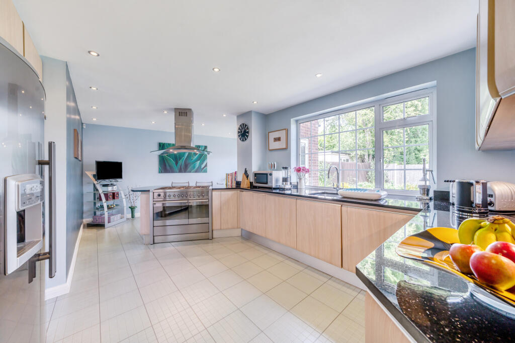 Additional image 18 of Sandridgebury Lane, St. Albans, AL3