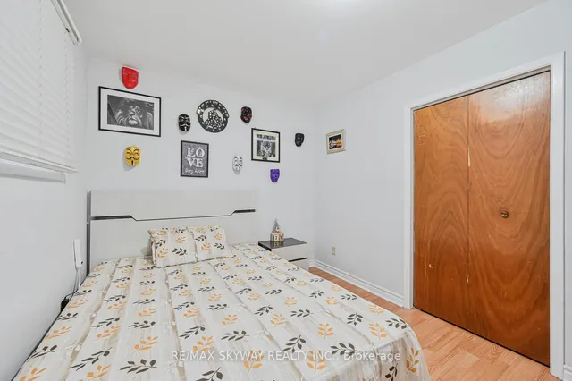 Additional image 31 of 20 Terra Cotta Cres