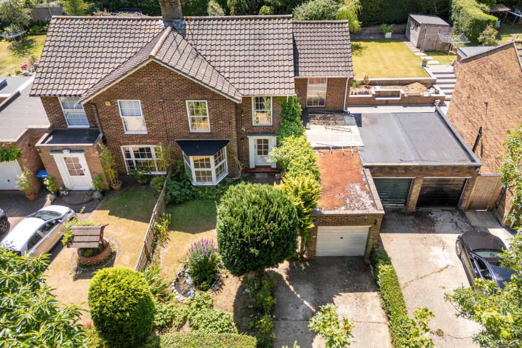 Additional image 44 of Crossway, Welwyn Garden City, AL8