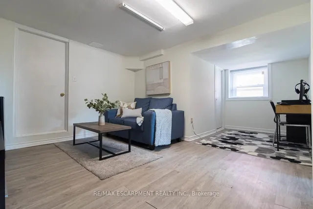 Additional image 33 of 99 Cathcart St
