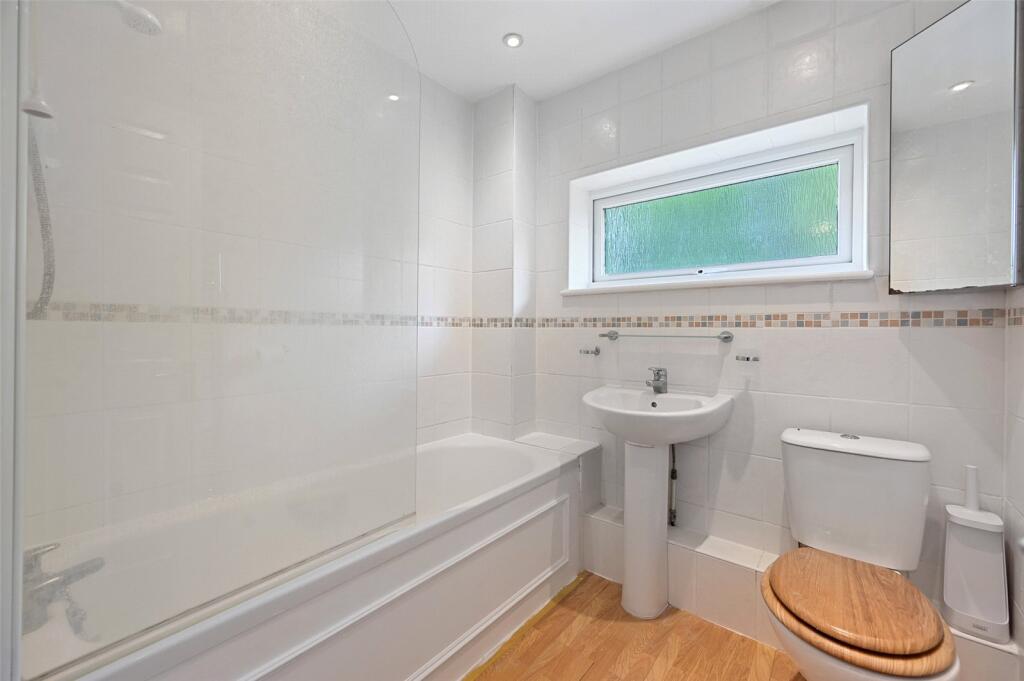 Additional image 7 of Grove Road, Harpenden, Hertfordshire, AL5