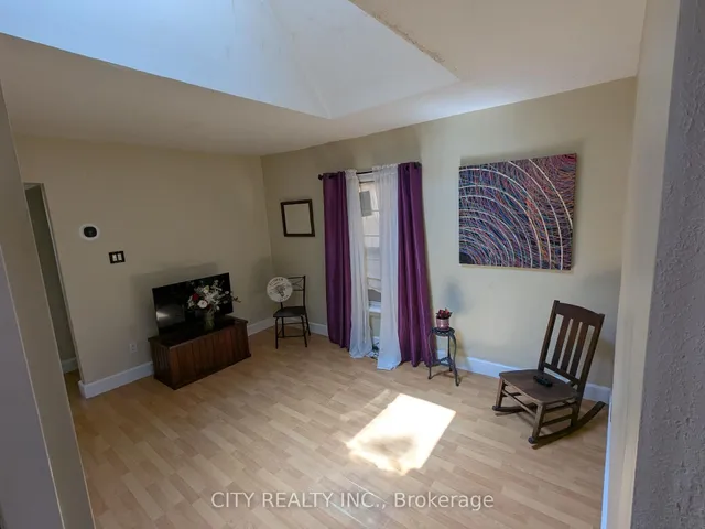 Additional image 8 of 54 Grandville Ave