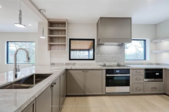 Additional image 24 of 324 Riverside Dr