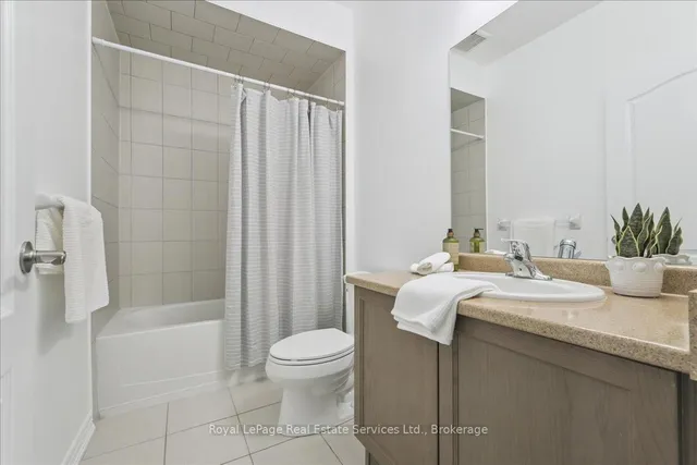 房产图片 6 - 1370 Costigan Rd 单元 301