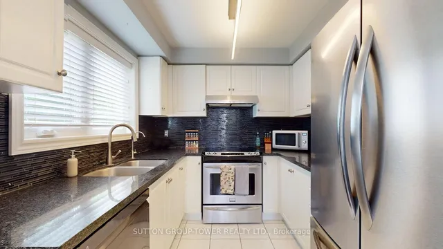 Additional image 19 of 2 Dawson Cres