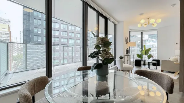 Additional image 10 of 11 Wellesley St Unit 811