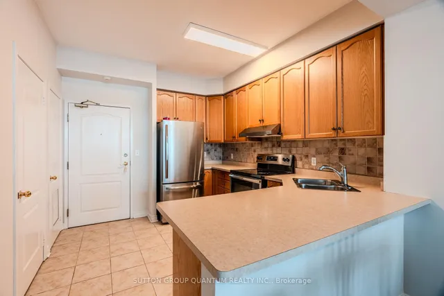 Additional image 9 of 3531 Lake Shore Blvd Unit 105
