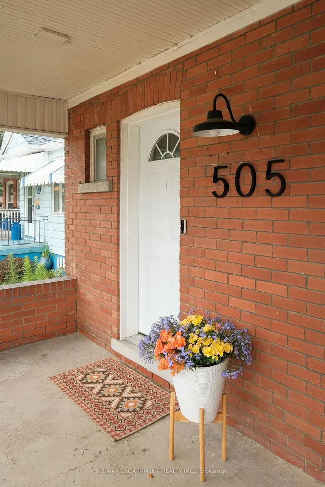 房产图片 4 - 505 Queensdale Ave