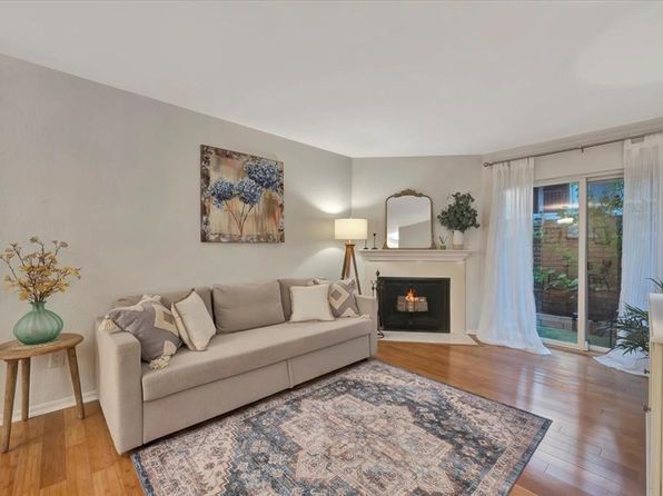 2120 El Paseo St APT 2409, Houston, TX 77054