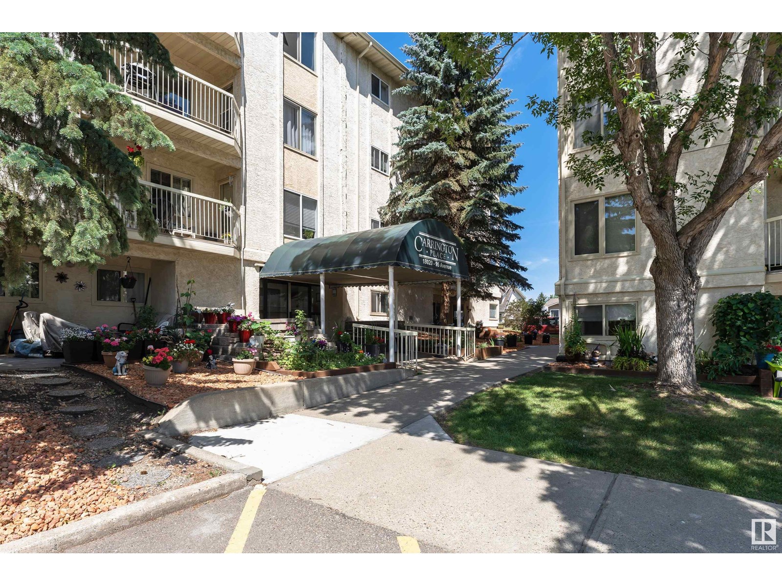 #401 18020 95 AV NW|Edmonton, Alberta T5T6B2