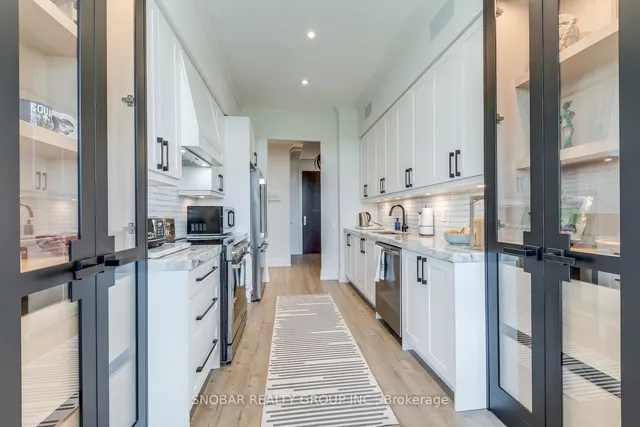 Additional image 13 of 9 Burnhamthorpe Cres Unit PH3