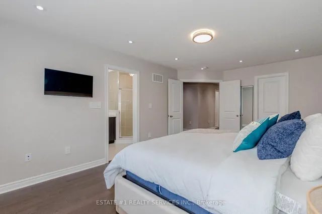 Additional image 29 of 128 Finegan Circ