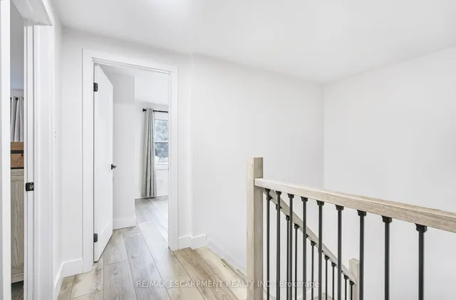 Additional image 26 of 27 Dalton Cres