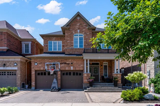 235 Jessie Caverhill Passage