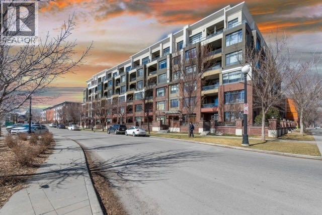 426, 930 Centre Avenue NE|Calgary, Alberta T2E0C7