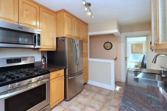 Additional image 11 of 1208 Bellview St