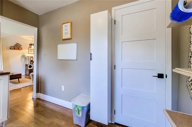 Additional image 30 of 345 Hawkridge Ave