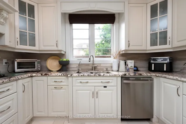 房产图片 10 - 3200 Cotter Rd