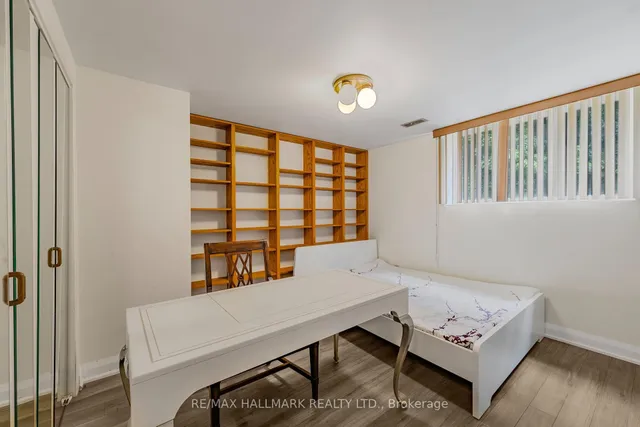 Additional image 30 of 73 Forest Grove Dr