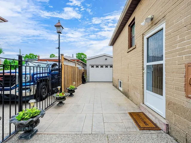 房产图片 36 - 61 Wise Cres