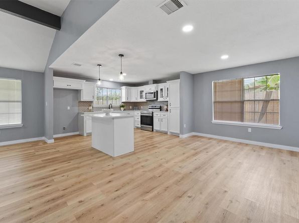 10723 Mackenzie Dr, Houston, TX 77086