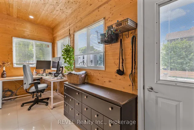 Additional image 6 of 25 Land St