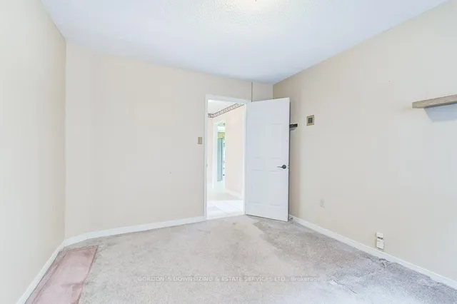 Additional image 14 of 459 Glenashton Dr