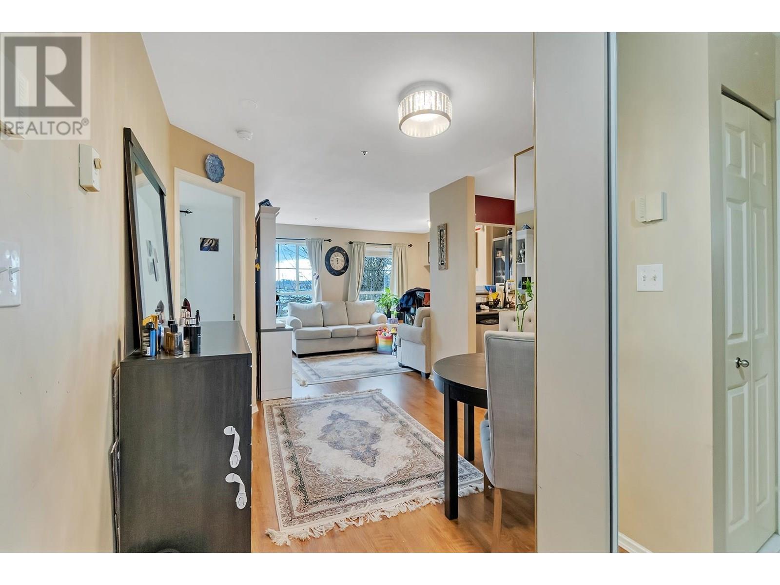 206 295 SCHOOLHOUSE STREET|Coquitlam, British Columbia V3K6X5