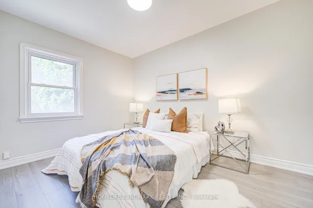 Additional image 10 of 12 Janet Blvd