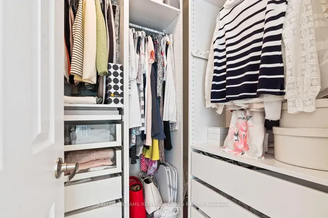 Additional image 19 of 35 Hollywood Ave Unit 211