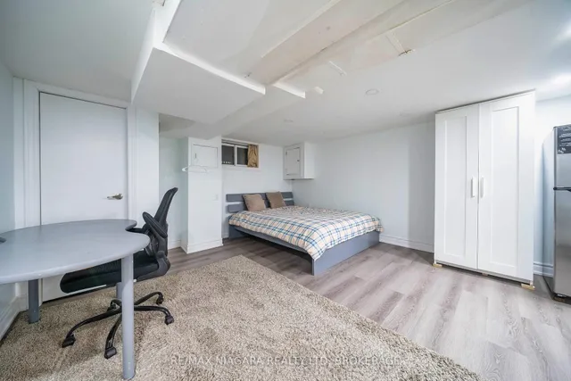 Additional image 36 of 341 Clinton St