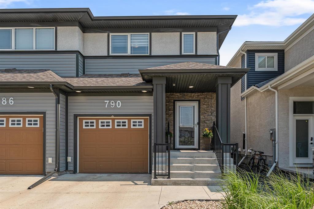 790 Bridge Lake Drive|Winnipeg, Manitoba R3Y0Y8