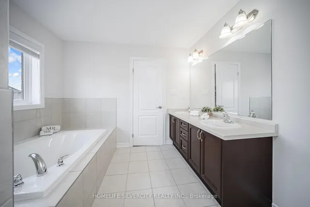 Additional image 20 of 51 Bucksaw St