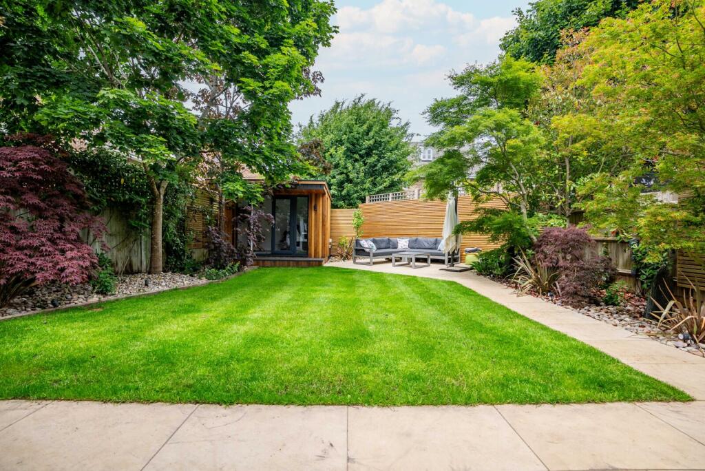 Additional image 22 of Dawes Lane, Wheathampstead, St. Albans, Hertfordshire, AL4