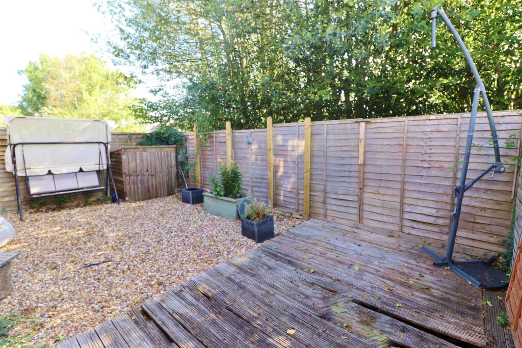 Additional image 8 of Radlett Road, Park Street, Frogmore