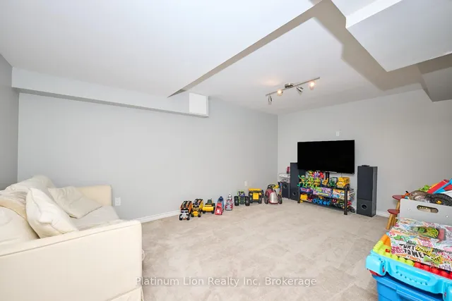 房产图片 40 - 132 Brian Blvd