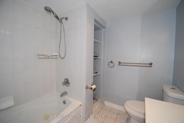 Additional image 15 of 18 Concorde Pl Unit 601