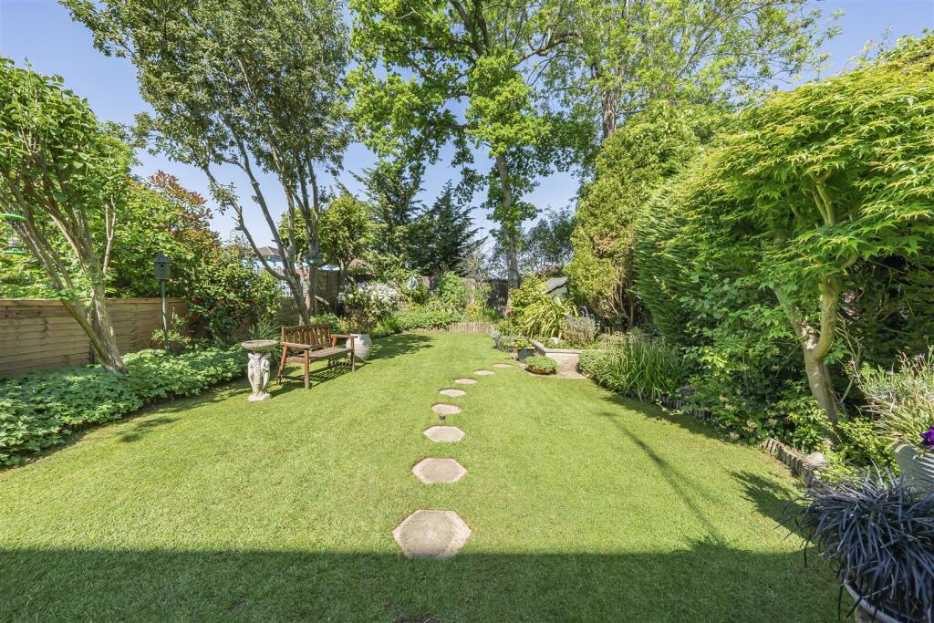 Additional image 17 of Pine Grove, Bricket Wood, St. Albans