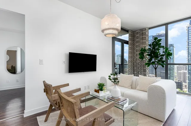 Additional image 3 of 110 Charles St Unit 3504