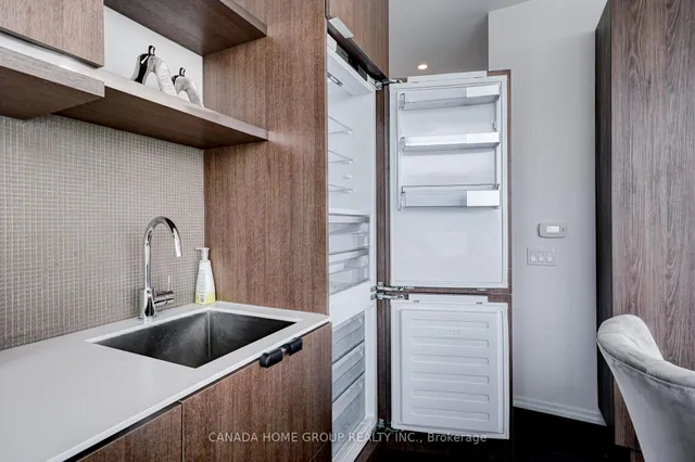 Additional image 24 of 197 Yonge St Unit 3605