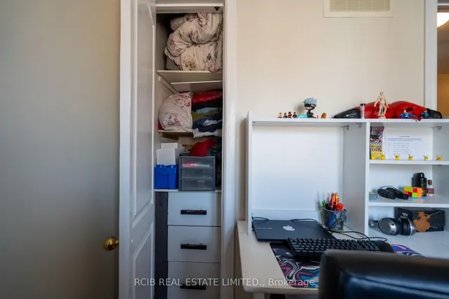 Additional image 17 of 33 Sprucewood Rd