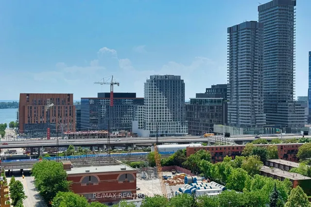 Additional image 31 of 135 Lower Sherbourne St Unit 1464