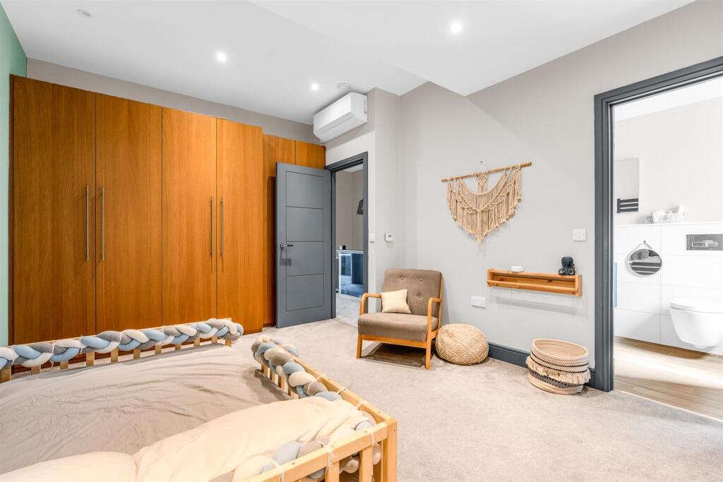 Additional image 22 of Groom Place, Welwyn Garden City