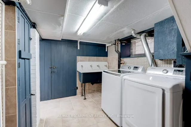 Additional image 36 of 176 Sherman Ave