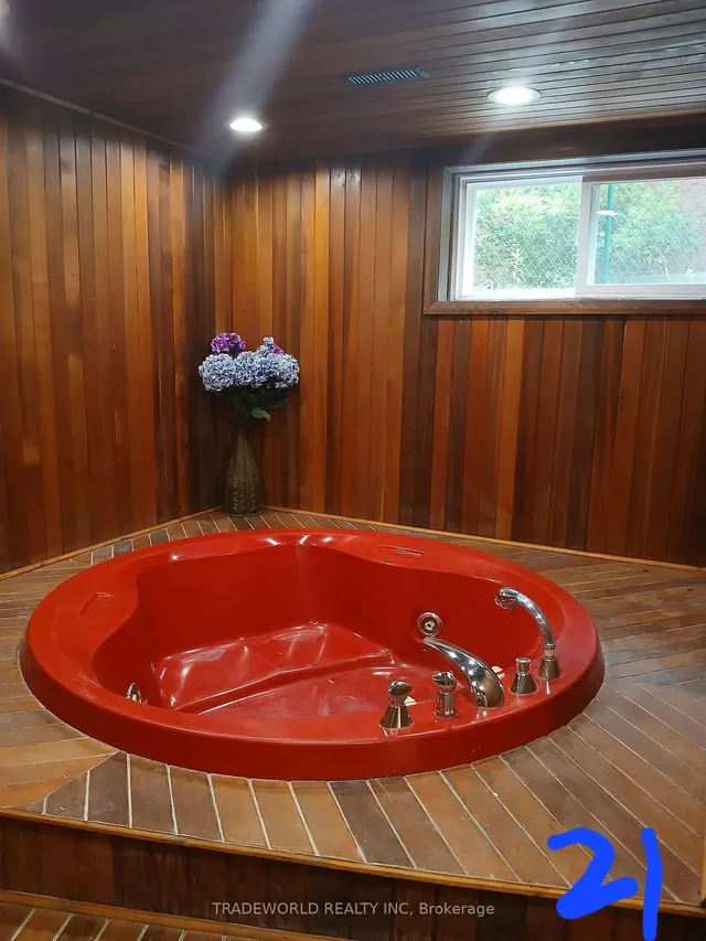 Additional image 22 of 49 Garnier Crt