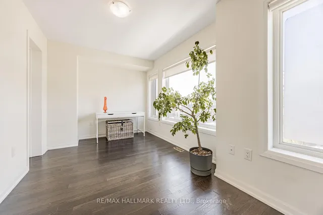 Additional image 14 of 11 Caroline Carpenter Grve