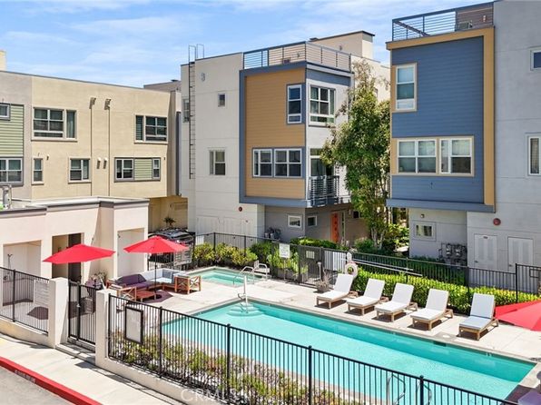 2753 Waverly Dr APT 304, Los Angeles, CA 90039
