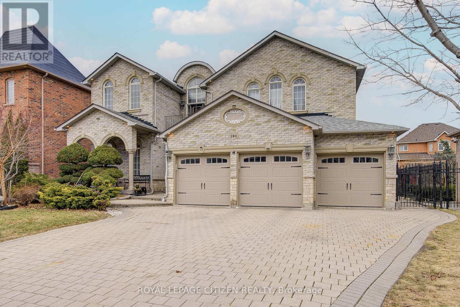 Property image for 180 KIMBER CRESCENT|Vaughan (East Woodbridge), Ontario L4L9K3