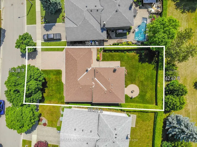 Additional image 43 of 3212 Cedartree Cres